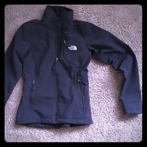 XS Woman North Face jacket
